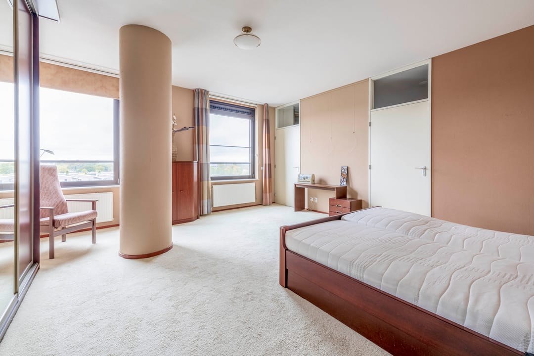 Foto 23 van Bakboord 48