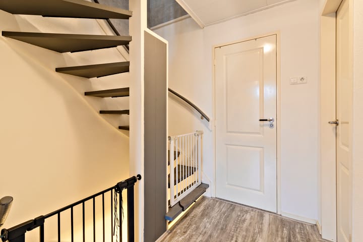 Foto 19 van Mgr. W.M. Bekkerslaan 64