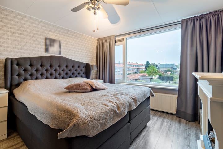 Foto 23 van Mgr. W.M. Bekkerslaan 64