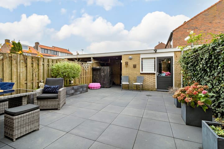 Foto 38 van Mgr. W.M. Bekkerslaan 64