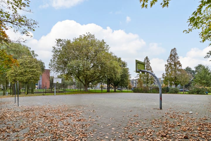 Foto 44 van Mgr. W.M. Bekkerslaan 64