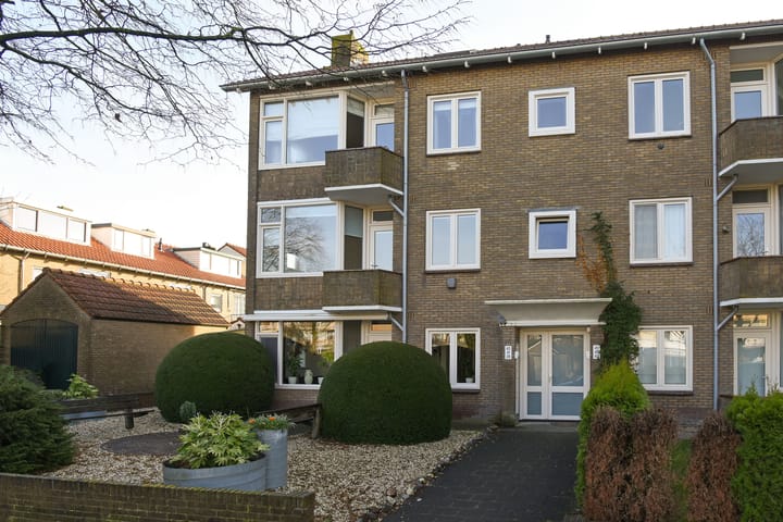 Foto 16 van Admiraal de Ruyterlaan 41