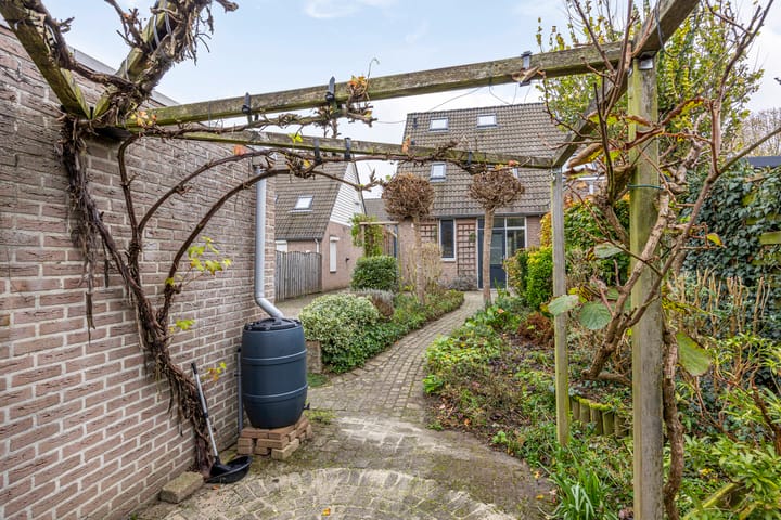 Foto 21 van Ligusterstraat 46