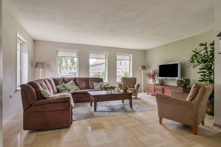 Photo 7 of Goudenrijderhof 53