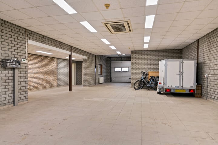 Photo 44 of Goudenrijderhof 53