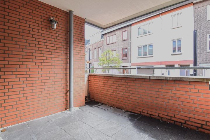 View photo 15 of Coriovallumstraat 34-E