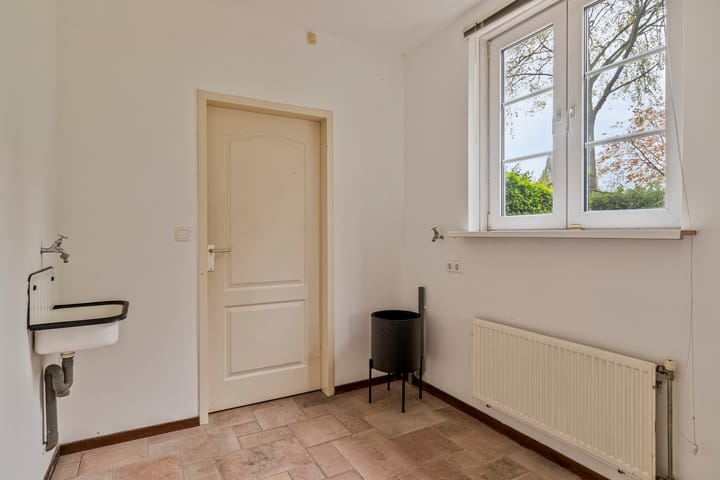 Foto 16 van Moleneind 138