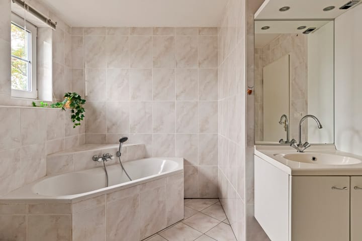 Foto 26 van Moleneind 138