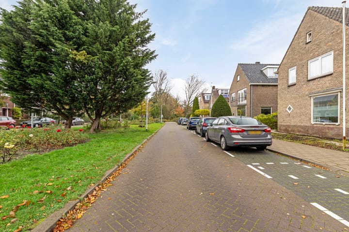 Foto 6 van Hobbemastraat 14