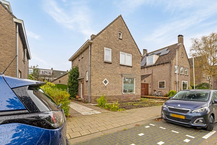 Foto 8 van Hobbemastraat 14