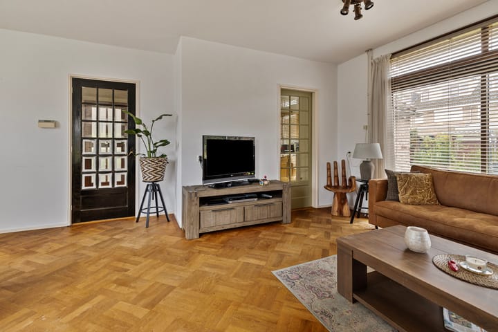 Foto 12 van Hobbemastraat 14