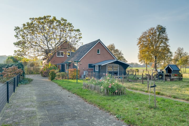 Bekijk foto 30 van Brummelaarsweg 2