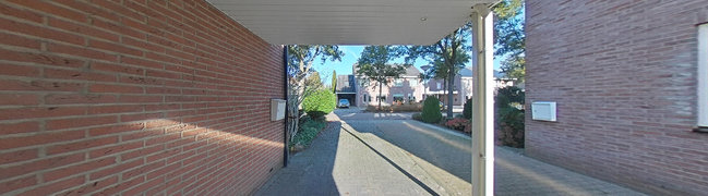 Bekijk 360° foto van Garage van Plaggenslag 15