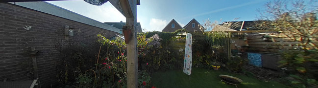 Bekijk 360° foto van Tuin van Plaggenslag 15