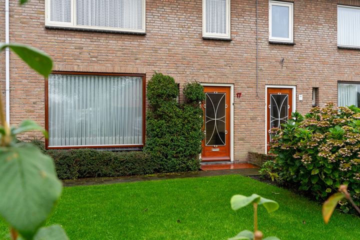 View photo 6 of Burgemeester van Dijkstraat 17