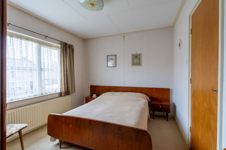 Foto 18 van Burgemeester van Dijkstraat 17