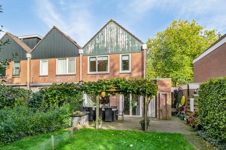 Foto 2 van Burgemeester van Panhuyslaan 97