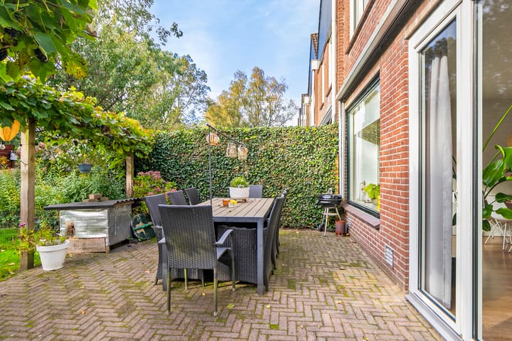 Photo 25 of Burgemeester van Panhuyslaan 97