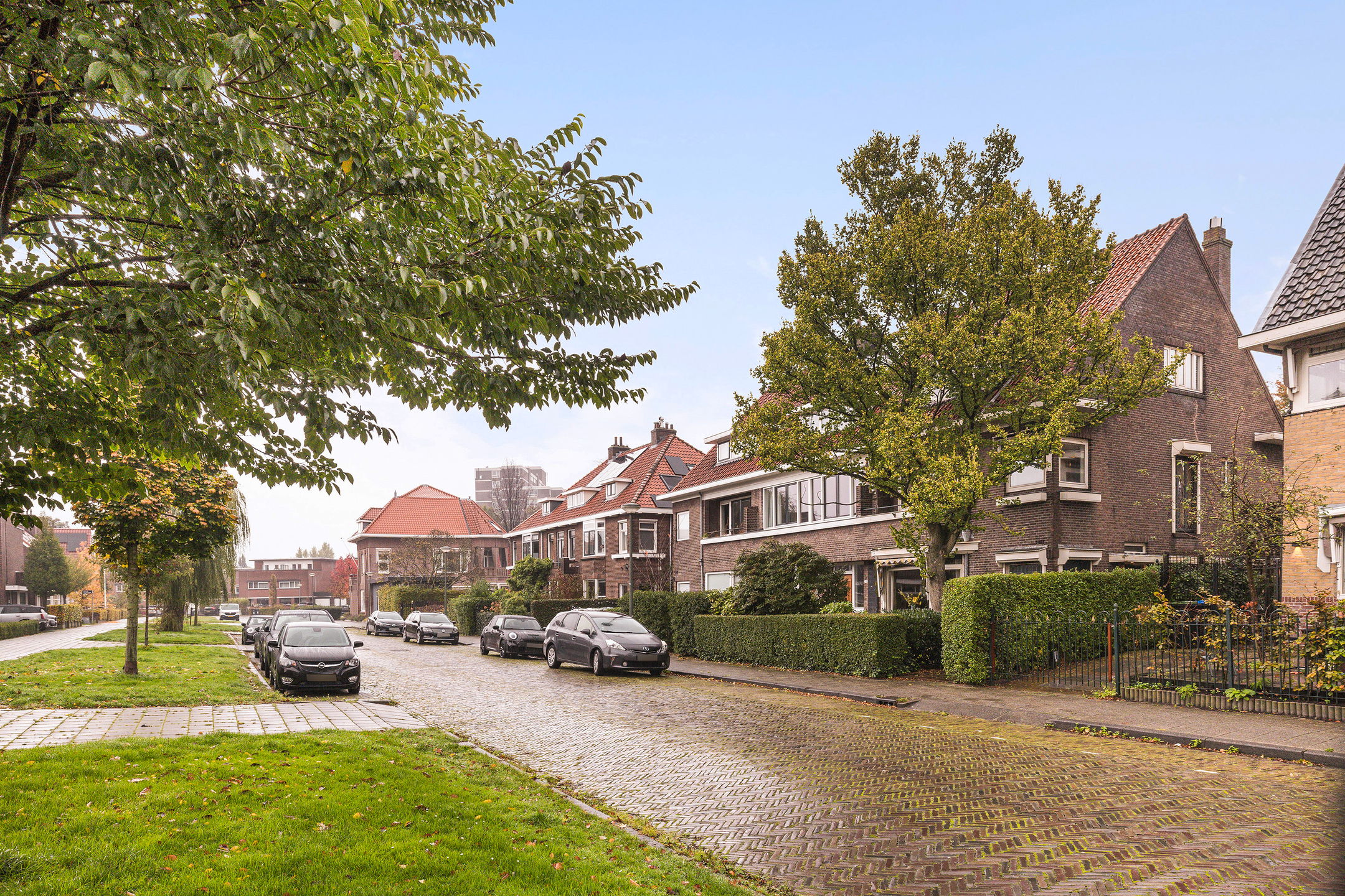 Photo 6 of Anna van Burenstraat 17