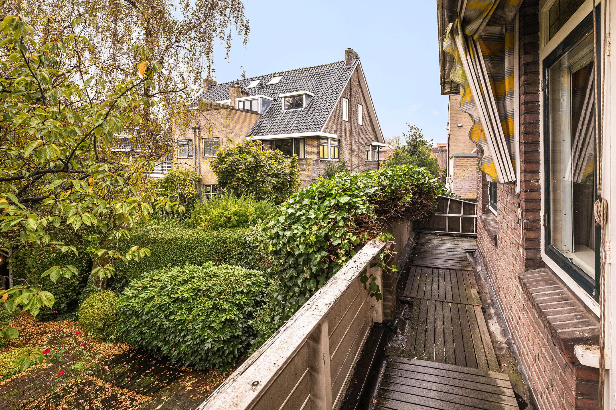 Photo 33 of Anna van Burenstraat 17