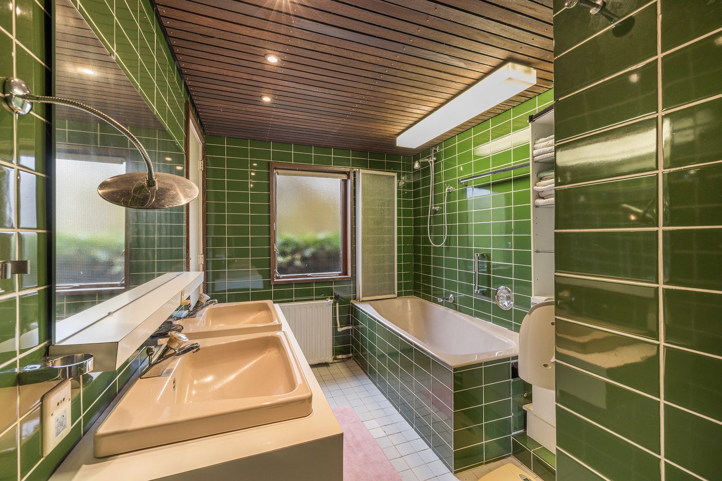 Photo 34 of Anna van Burenstraat 17