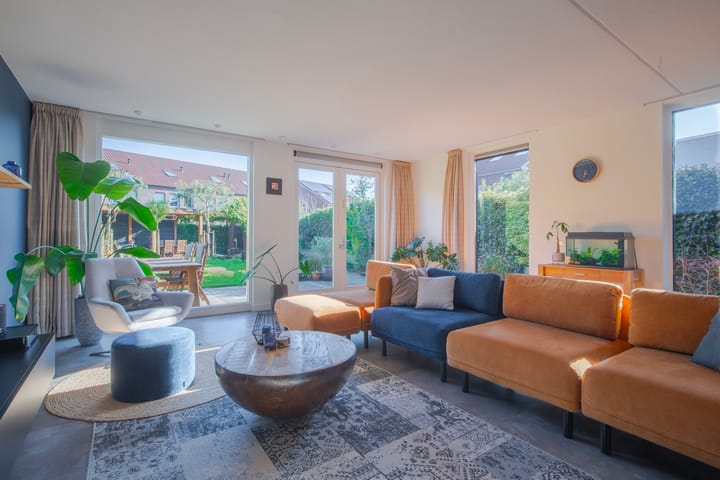 Foto 12 van Bergamotte 21