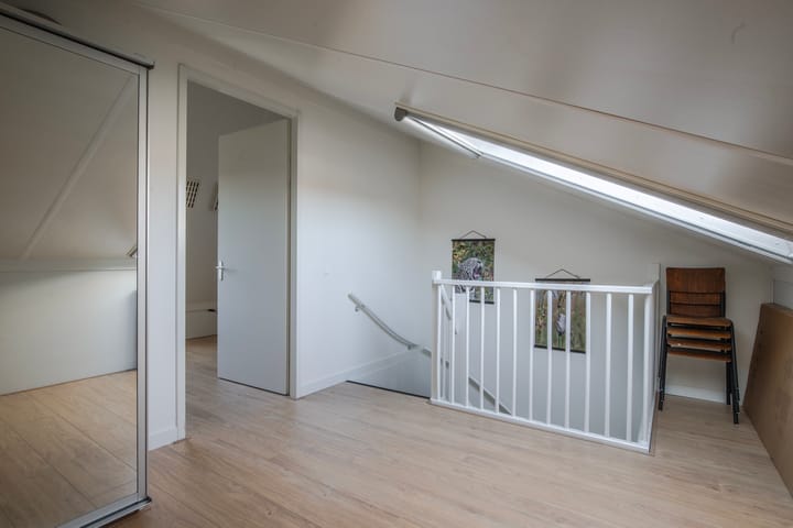 Foto 28 van Bergamotte 21