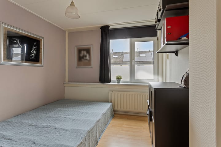 Foto 24 van Paulus Potterstraat 16