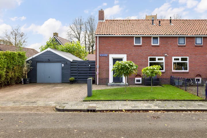 Foto 7 van Dr. Poelmanweg 1