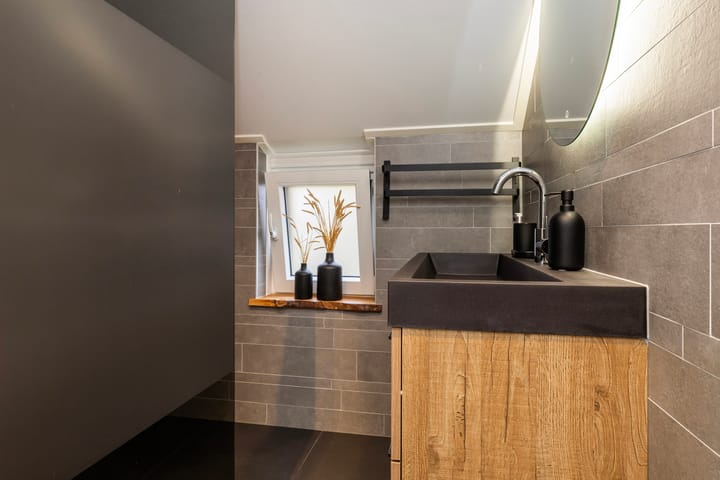 Foto 25 van Dr. Poelmanweg 1