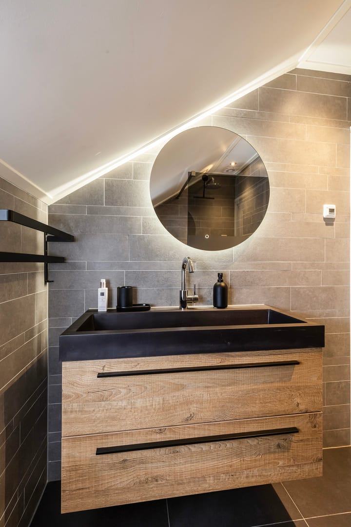 Foto 28 van Dr. Poelmanweg 1