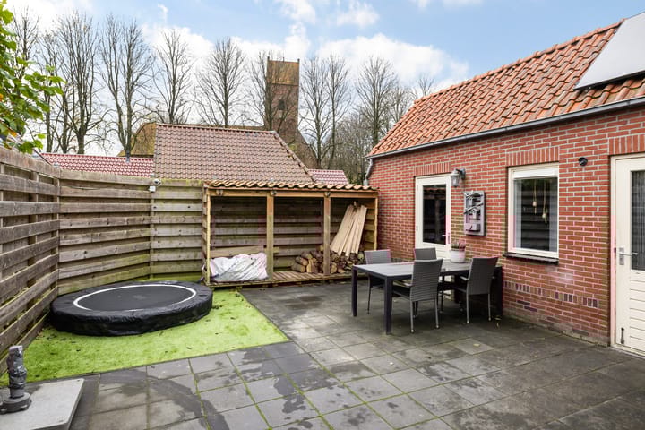 Foto 33 van Dr. Poelmanweg 1