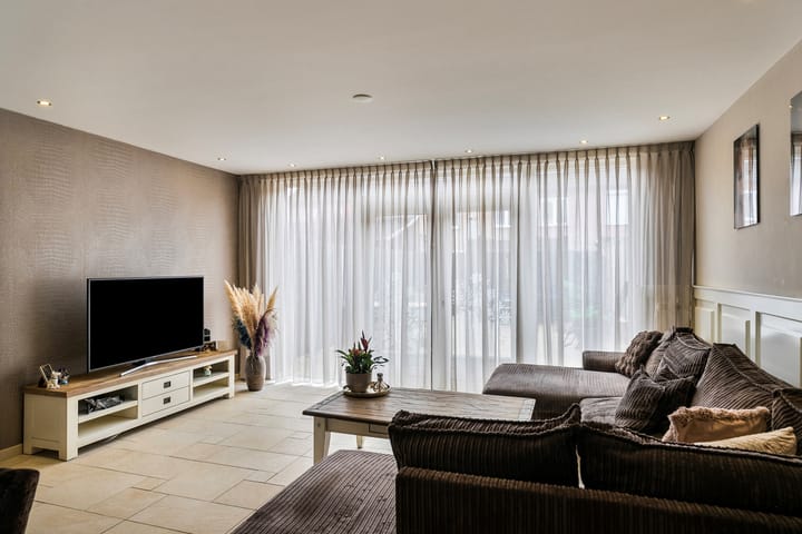 Foto 7 van Salviahof 7