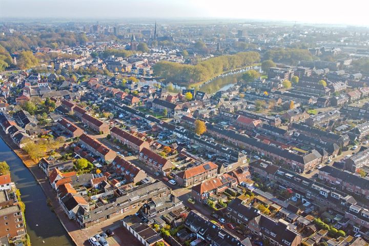 Bekijk foto 36 van Weteringstraat 57