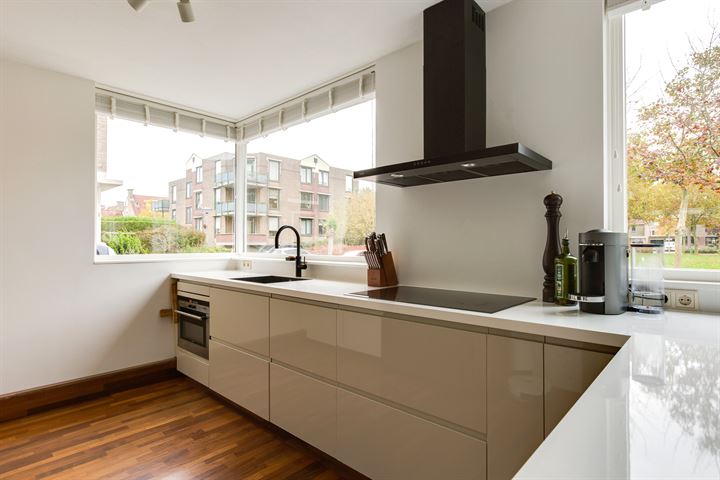 View photo 13 of Zwanebloemstraat 18