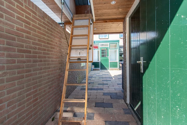 Foto 37 van Kerkstraat 12