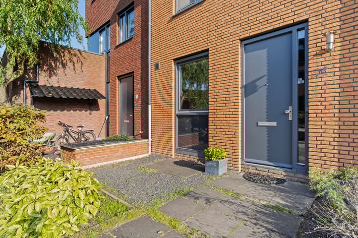 Foto 25 van Grateastraat 73