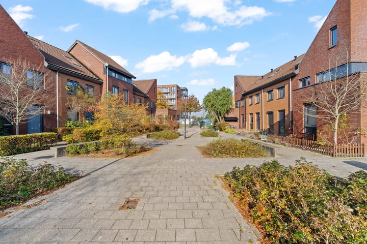 Foto 27 van Grateastraat 73