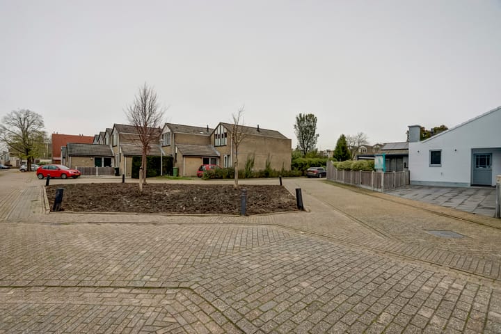 Photo 38 of Sterkenburg 69