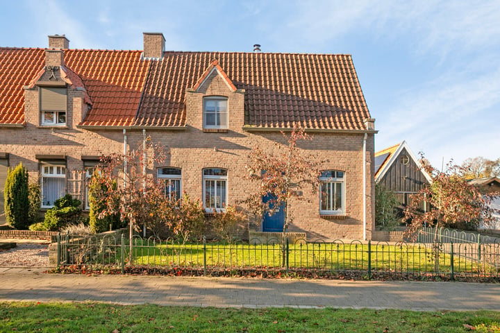 View photo 6 of Beukenstraat 34