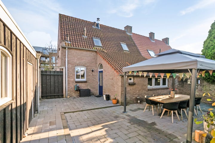 View photo 38 of Beukenstraat 34