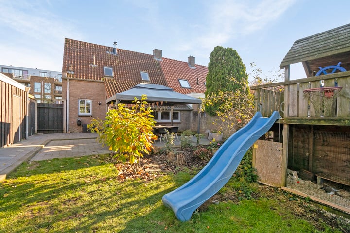 View photo 41 of Beukenstraat 34