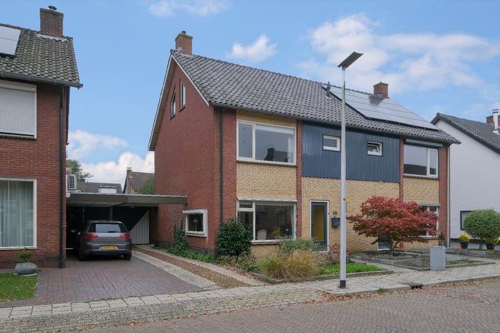 Bekijk foto van Schumannstraat 15