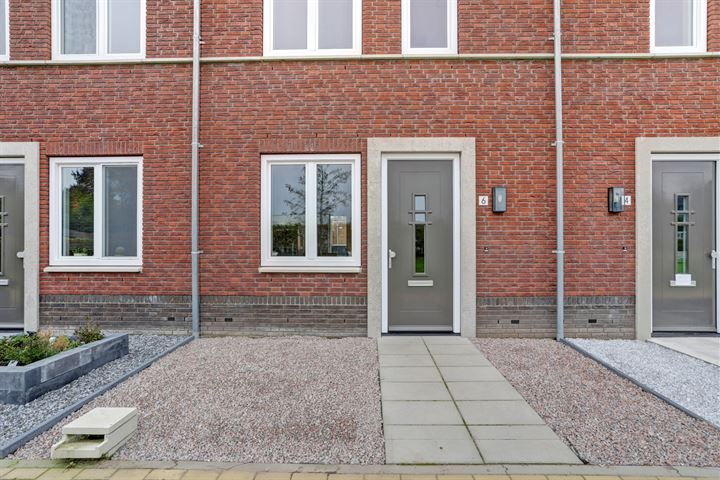 Bekijk foto 2 van Lambertus van der Meerstraat 6