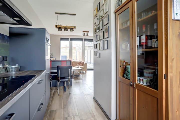 Photo 9 of Lambertus van der Meerstraat 6