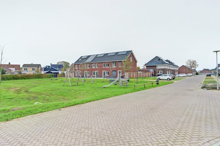 Photo 39 of Lambertus van der Meerstraat 6