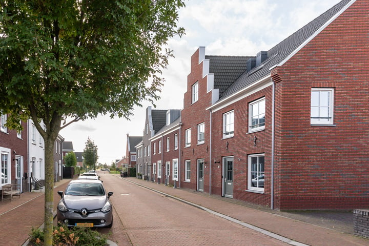 Bekijk foto 40 van Otto van Asperenstraat 14