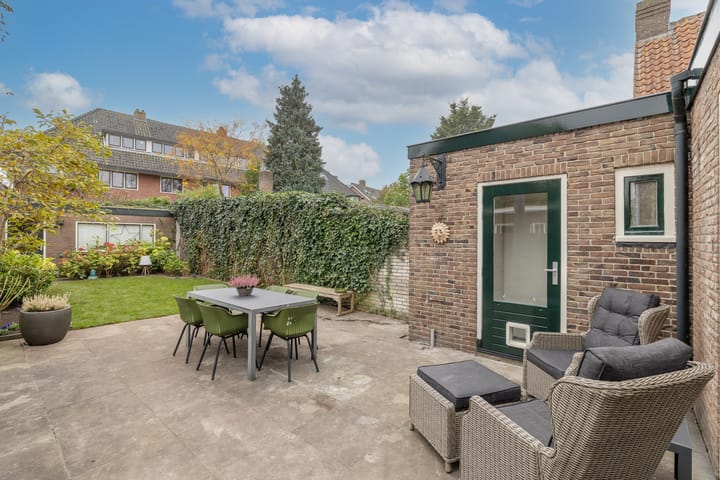 Photo 21 of Diependaalselaan 187