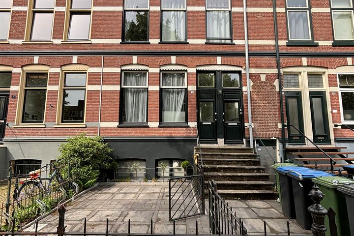 Van Oldenbarneveldtstraat 14, Arnhem