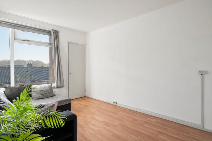 Foto 3 van Van 't Hoffstraat 31-II